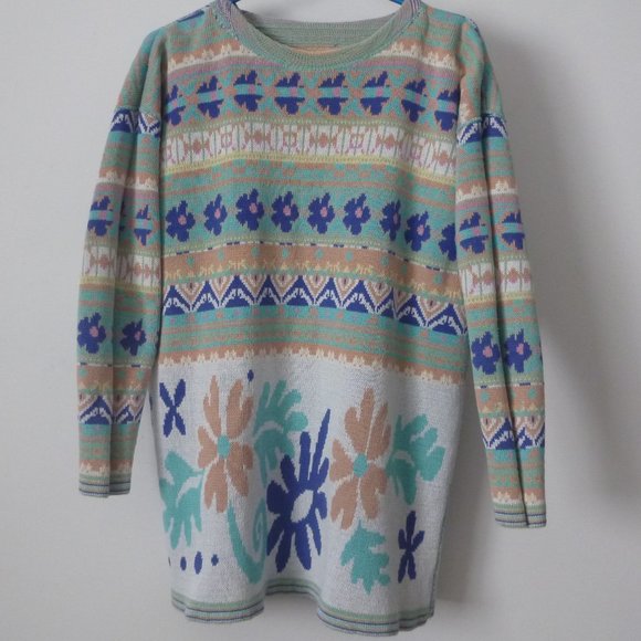 Greenie APG- Women's Oversized Reversible Sweater - Picture 1 of 5